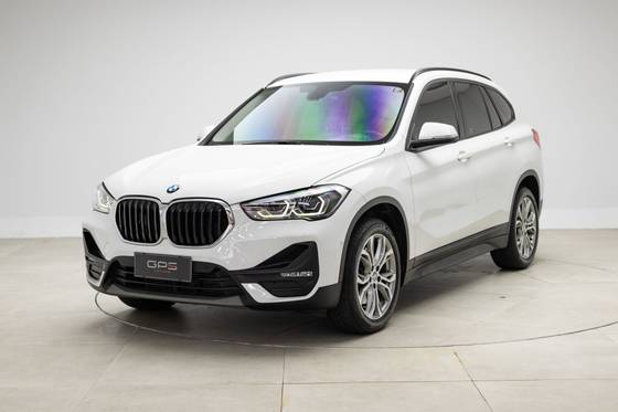 BMW X1 2.0 16V TURBO ACTIVEFLEX SDRIVE20I 4P AUTOMÁTICO BMW X1 2.0 16V TURBO ACTIVEFLEX SDRIVE20I 4P AUTOMÁTICO